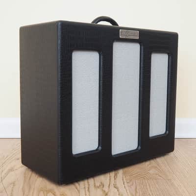 Magnatone Varsity Cathedral Front 1x12 Combo Boutique Tube Amp Near Mint, Celestion Blue image 1