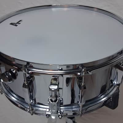 Pearl 5.5x14" Chrome Over Steel Snare Drum - 10 Lugs - New Heads image 2