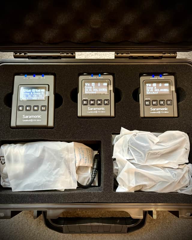 Saramonic UwMic9S Wireless Microphone System Kit 2 Mini RX +TX Sealed Unit x 3 image 1