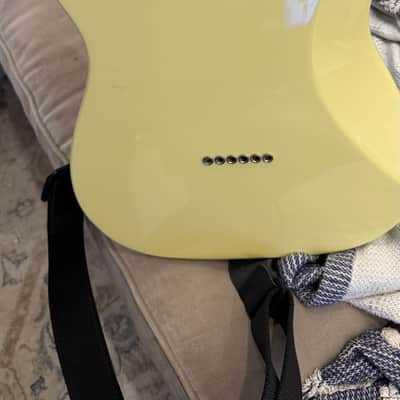 Fender Player II Telecaster HH 2024 - Present - Hialeah Yellow image 2