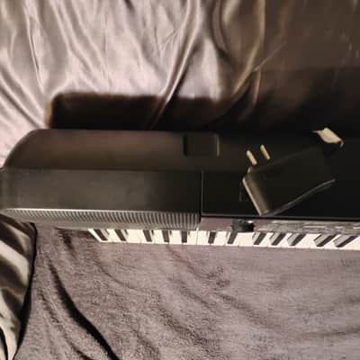 Yamaha PSR-E253 61-Key Portable Keyboard 2010s - Black image 9