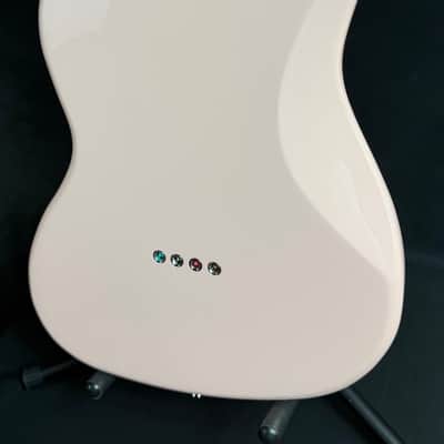 Squier FSR Paranormal Rascal Bass 4-String Bass Guitar Shell Pink Finish image 11