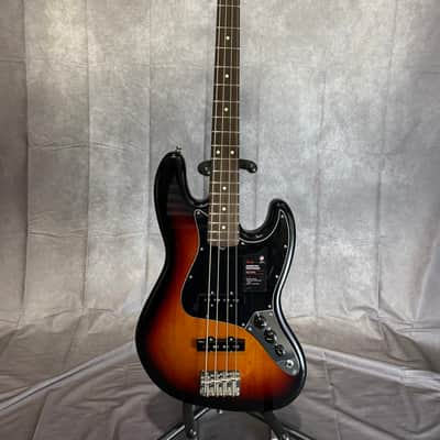 Fender American Performer Jazz Bass 2024 - Sunburst image 2