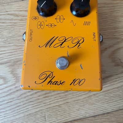 MXR MX-107 Script Phase 100 1974 - 1975 - Orange image 2