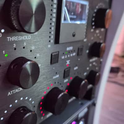 WesAudio ngBusComp Stereo Bus Compressor with Digital Recall 2020 - Black image 7