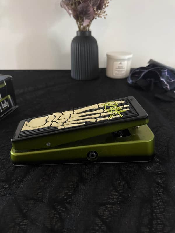 Dunlop KH95 Kirk Hammett Signature Cry Baby Wah 2010 - Present - Green image 1