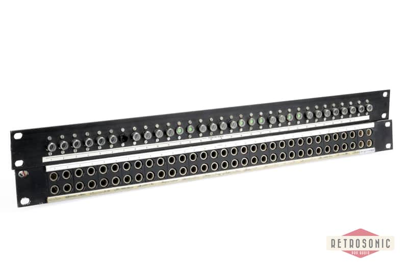 Switchcraft  2x32 Way Patchbay XMT334B + 32 Button Switch panel image 1