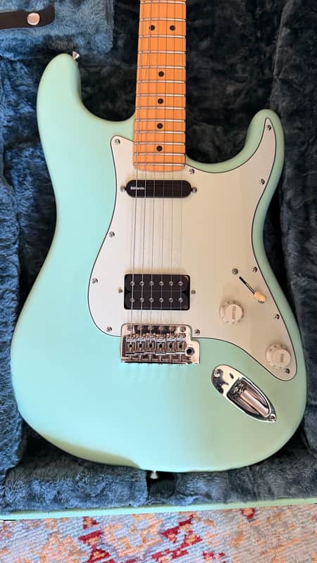 Fender American Performer Stratocaster w/ Matching Case