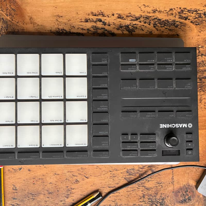 2017 Native Instruments Maschine Mikro MKIII Black