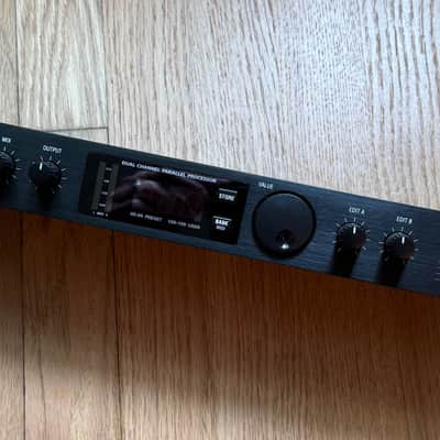 Alesis MicroVerb 4 18-Bit Signal Processor | Reverb