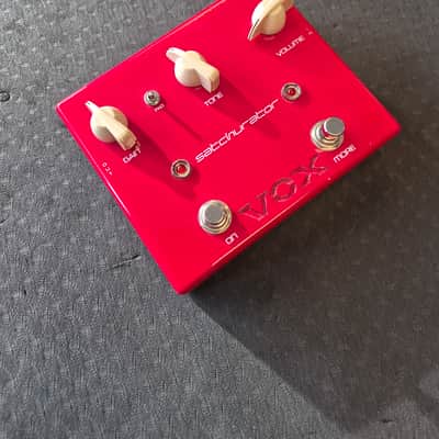 Vox Satchurator High-gain Distortion Pedal image 3