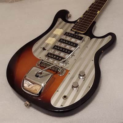Vintage 1960's  Silvertone 4 Pickups Guitar image 4