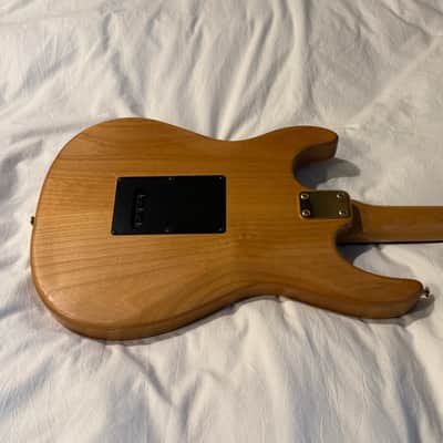 Carvin Bolt SSS Tremolo - Custom Shop Strat Killer - Made in USA - Natural - Free Pro Setup image 9