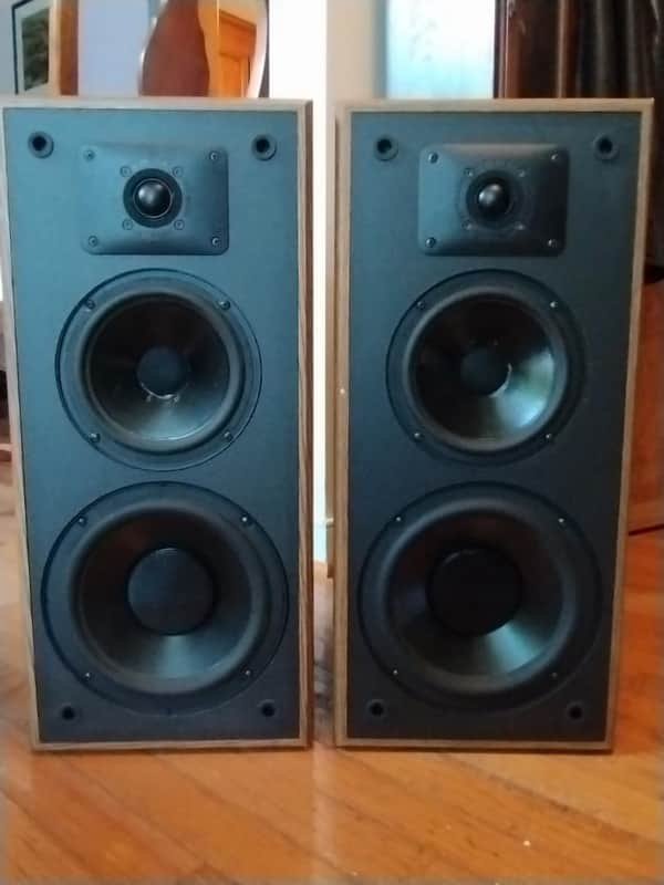 Polk Monitor 2 speakers in good condition - 1980's image 1