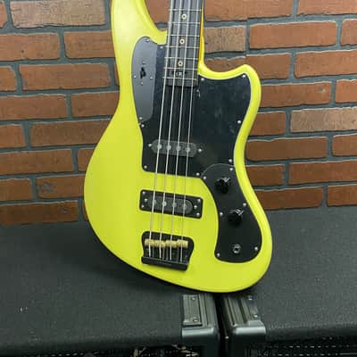 Woodcraft Electric Guitars Bobcat 4 Vintage White Custom Bass 34" Scale image 2