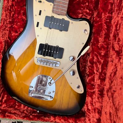 Fender 60th Anniversary '58 Jazzmaster with Rosewood Fretboard 2-Color Sunburst image 3