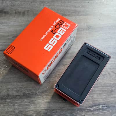 Boss MD-2 Mega Distortion Guitar Effect Pedal  w/box image 2