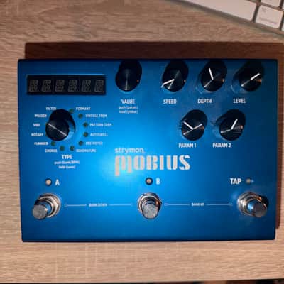 Strymon Mobius | Reverb
