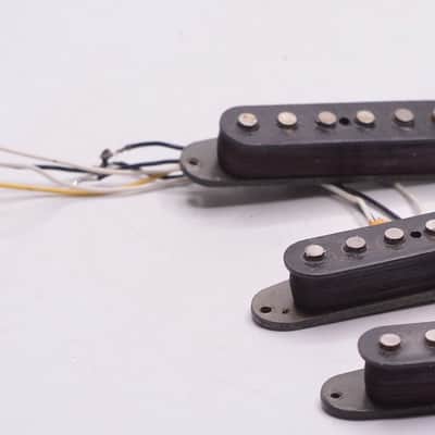1979-1980 Vintage Set of Fender Stratocaster Pickups Gray Bottom Flat-Pole 100% Original 1970's with Springs and Screws image 8