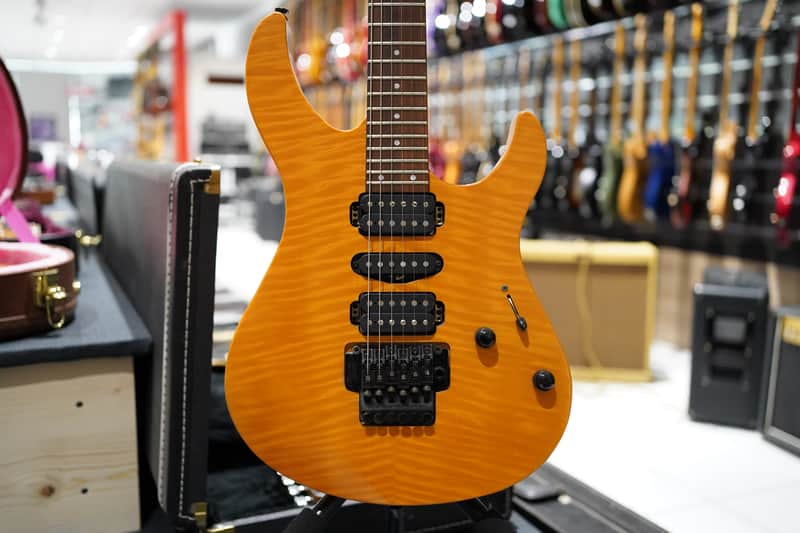 Immagine Yamaha Pacifica 821D - 1