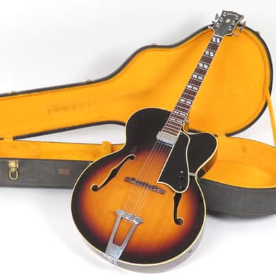 Gibson L-7C 1967 Sunburst with Original Hardshell Case image 2