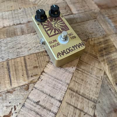 Analogman Sun Face BC109 Silicon Fuzz 2012 - 2018 - Gold image 1