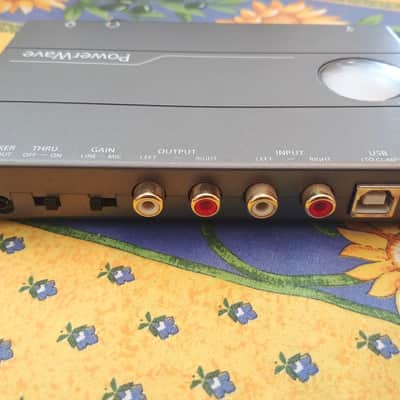 Griffin PowerWave USB Audio Interface & Desktop Amplifier (for PowerPC Macs) image 3