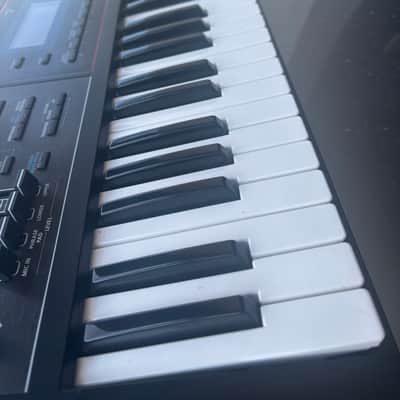 Roland Juno DS61 Synthesizer image 5