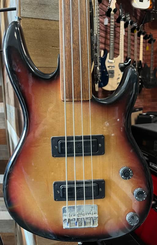 Peavey Foundation FL Black/Orange Gradient image 1