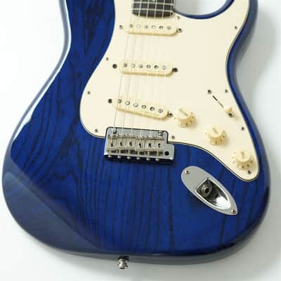 Fender Custom Shop Classic Player Stratocaster 2005 - Cobalt Blue Transparent image 3