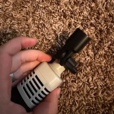 Universal Audio SD-3 Cardioid Dynamic Modeling Microphone 2024 - Present - White image 2