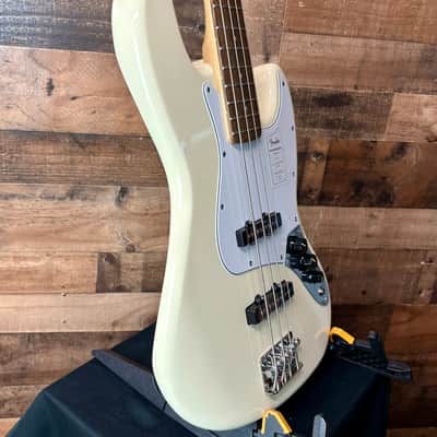 Fender Standard Jazz Bass, Olympic White, Free Ship, 349 image 2