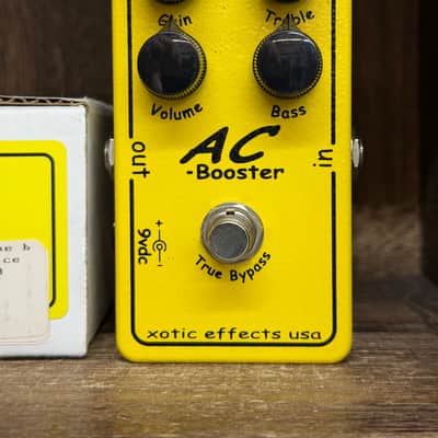 Xotic AC Booster With Box 2007 - 2020 - Yellow image 2