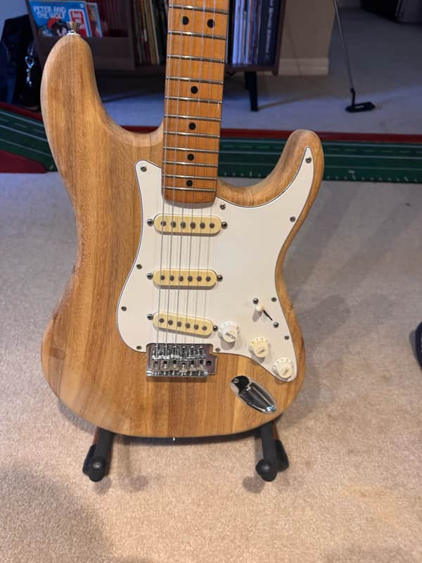 Super Lightweight Natural MIM Fender Strat image 1
