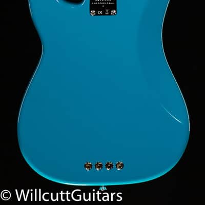 Fender American Professional II Precision Bass Maple Fingerboard Miami Blue (801) image 4