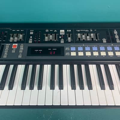 Akai AX60 AX-60 synthesizer 1980s - Black image 5