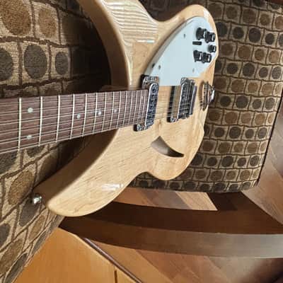 Rickenbacker 330/12 2021 - Mapleglo image 8