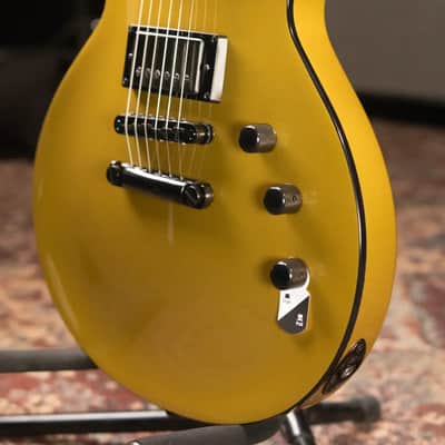 ESP LTD EC-2025 50th Anniversary Electric Guitar - Metallic Gold with Hardshell Case - Demo image 4