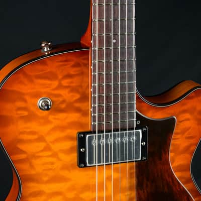 Collings 620 Semi-Hollow Premium Quilted Maple and Mahogany with Full Body Iced Tea Sunburst Custom NEW image 7