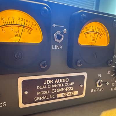 JDK Audio R22 Dual-Channel Compressor 2010s - Green image 3
