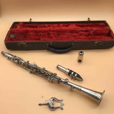Henri La Vella American metal clarinet Silver image 2