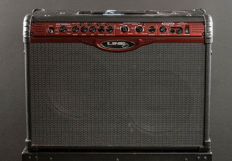 Line 6 Spider 210 50-Watt 2x10" Stereo Digital Modeling Guitar Combo image 1