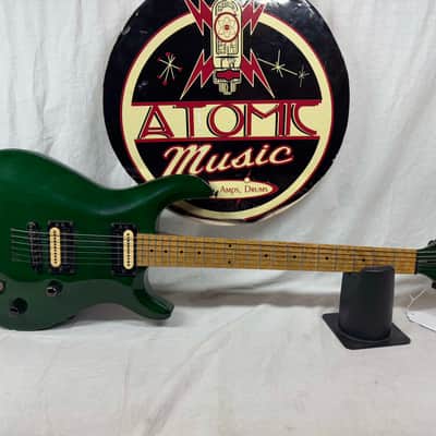 Carvin CT3 ct-3 California Carved Top Guitar with Case 2000s - Green / Maple fingerboard image 2
