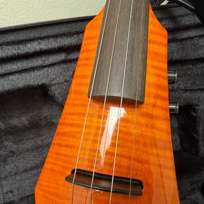 NS Design WAV 4 Electric Violin - Amber Burst image 6