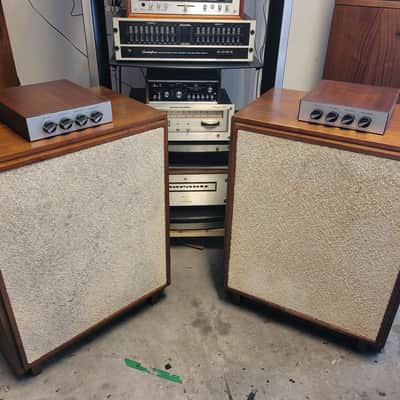 KLH Model 12 1968 Walnut image 1