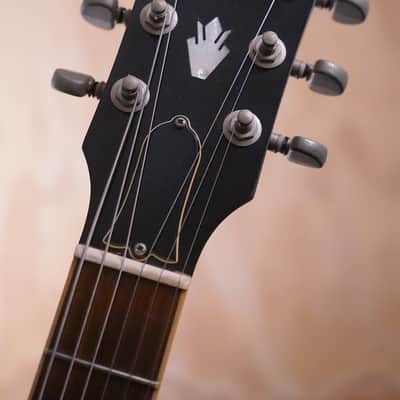 Gibson ES-335 Figured Semi-Hollow Electric Guitar, 2001 Model, Hard Case image 5