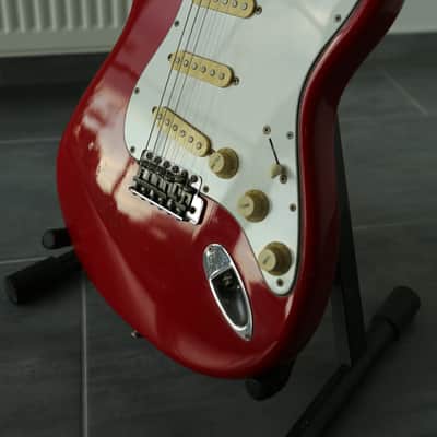 1984 Squier by Fender JV strat stratocaster MIJ Japan torino red image 4