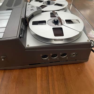 Uher Report Monitor 4400 - Portable Reel to Reel Tape - 3 Head Stereo Tape Machine - Microphone image 7