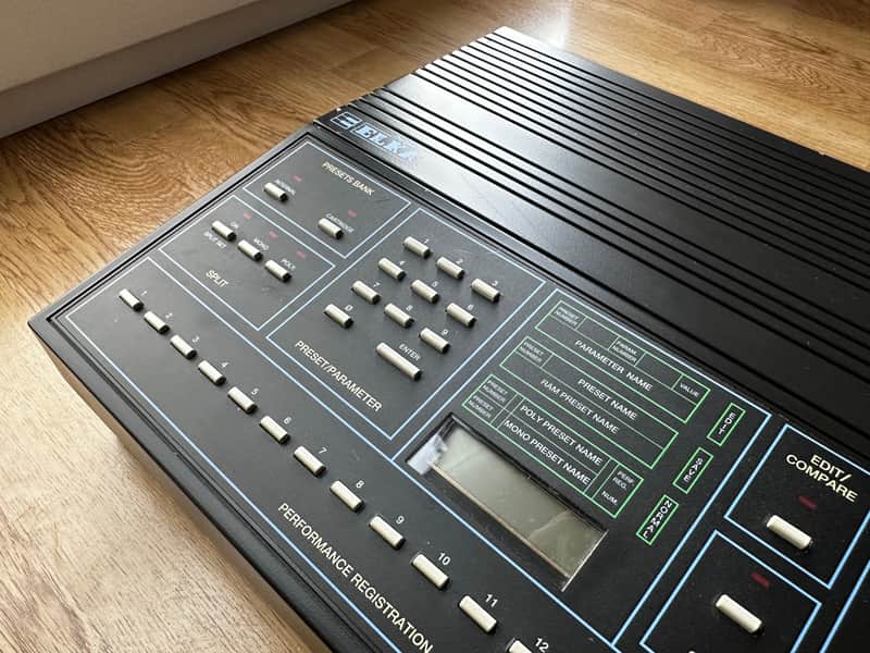 Elka EM-22 analog desktop module image 1