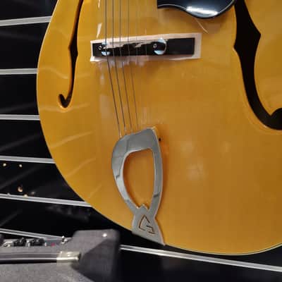Guild Newark St. Collection A-150 Savoy Blonde w/ Hard Case 3796000801 image 14